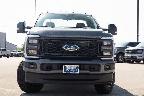 2025 Ford F-350 XL
