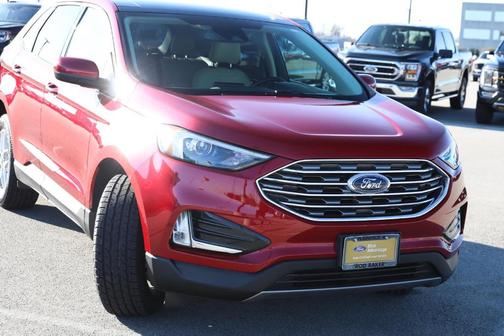Rapid Red Metallic Tinted Clearcoat 2022 Ford Edge SEL