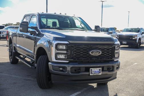 2026 Ford F-250 Lariat
