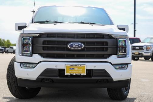 Oxford White 2023 Ford F-150 Lariat