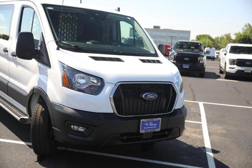 Oxford White 2025 Ford Transit-250 T250 LOW RF