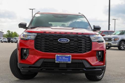 Rapid Red Metallic Tinted Clearcoat 2025 Ford Explorer ST-Line