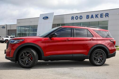 Rapid Red Metallic Tinted Clearcoat 2025 Ford Explorer ST-Line