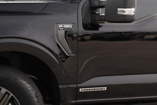 Agate Black Metallic 2023 Ford F-150 XLT