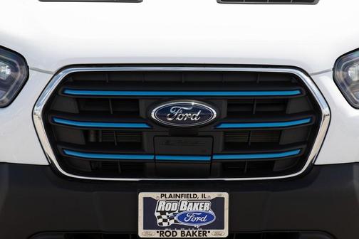 2025 Ford E-Transit Base