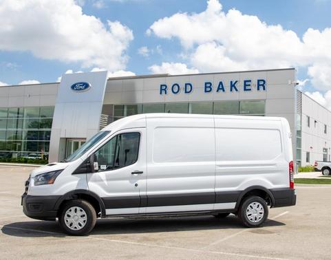 2025 Ford E-Transit Base