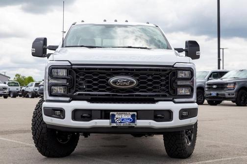 2025 Ford F-350 Lariat Super Duty