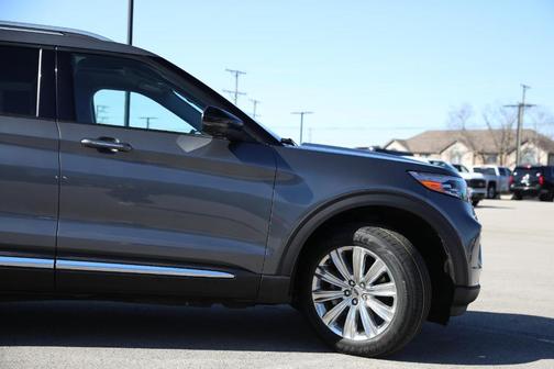 Carbonized Gray Metallic 2021 Ford Explorer Limited