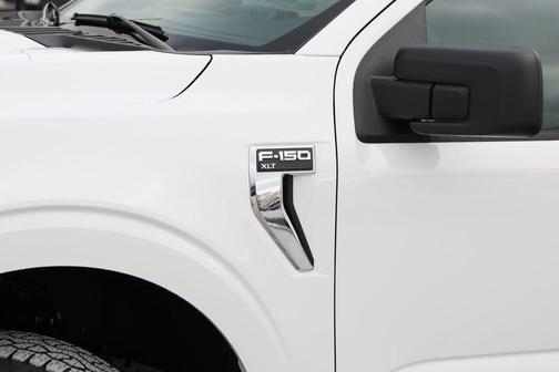 Oxford White 2026 Ford F-150 XLT