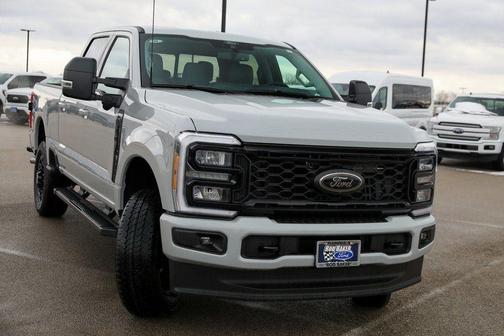 Avalanche 2026 Ford F-350 XLT