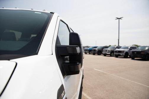 2025 Ford F-350 XLT