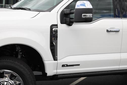 Star White 2026 Ford F-250 Lariat