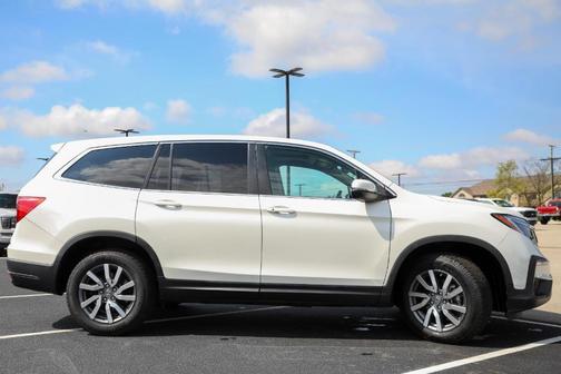 White Diamond Pearl 2019 Honda Pilot EX-L w/Navigation/RES