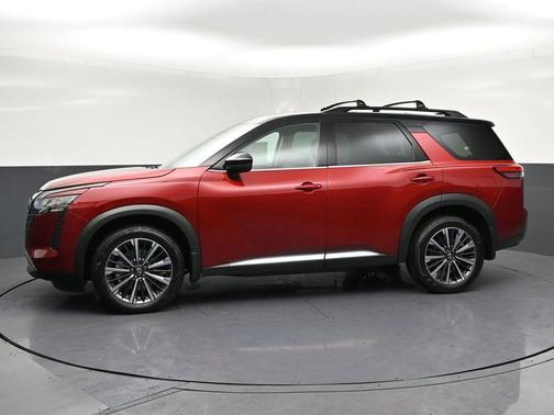 2t Red Blk Roof 2026 Nissan Pathfinder Platinum
