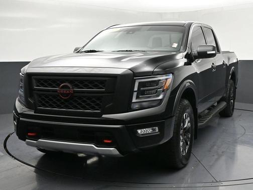 2024 Nissan Titan PRO-4X