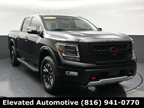 2024 Nissan Titan PRO-4X