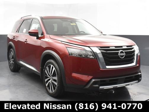 2025 Nissan Pathfinder Platinum