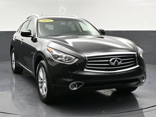 2016 INFINITI QX70 Base