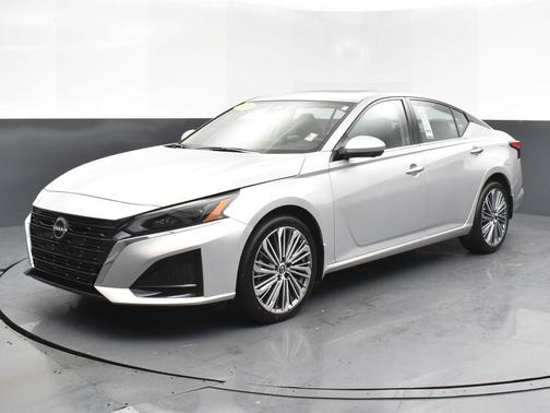 2024 Nissan Altima 2.5 SL