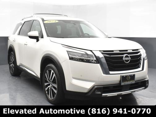 2024 Nissan Pathfinder Platinum