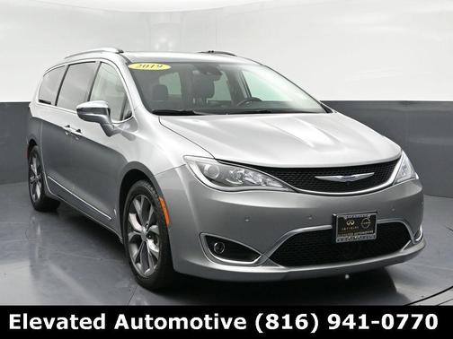 2019 Chrysler Pacifica Limited