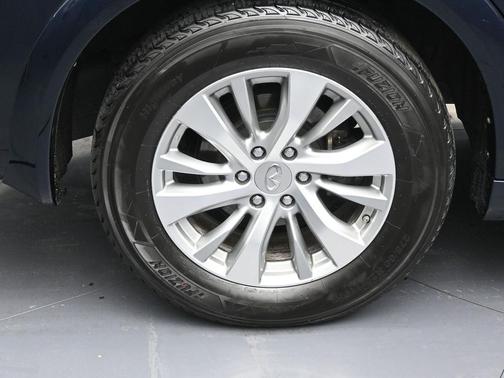 2017 INFINITI QX80 Base