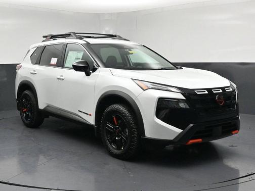 Pearl 2026 Nissan Rogue Rock Creek