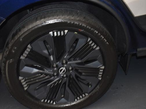 2025 Nissan Murano Platinum