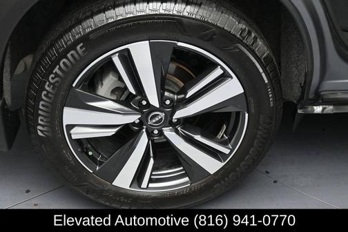 Gun Metallic 2025 Nissan Rogue SL