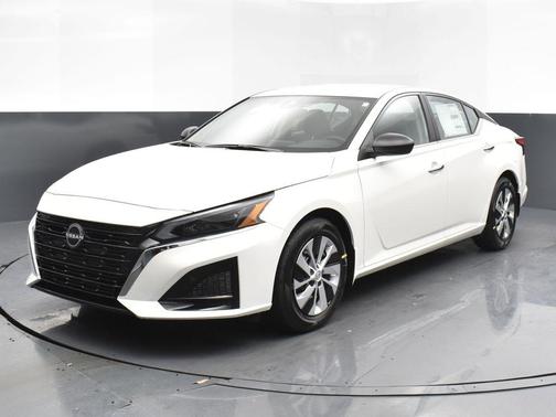 2025 Nissan Altima S