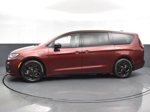 2023 Chrysler Pacifica Hybrid Limited