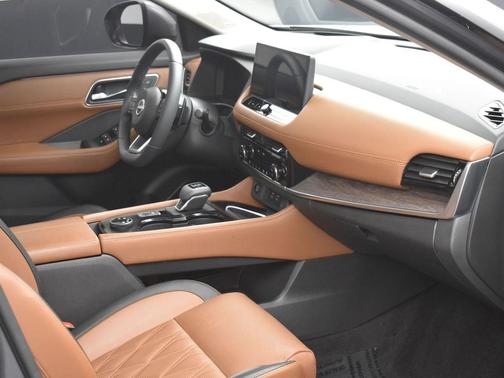 2024 Nissan Rogue Platinum