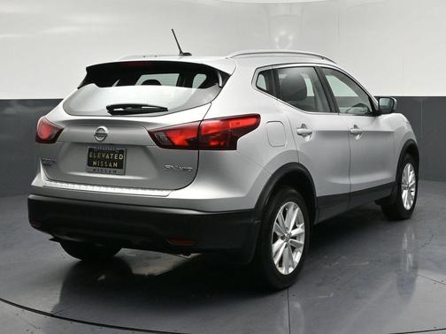 2017 Nissan Rogue Sport SV