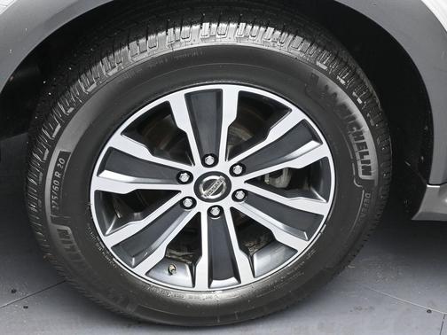 2020 Nissan Armada SL