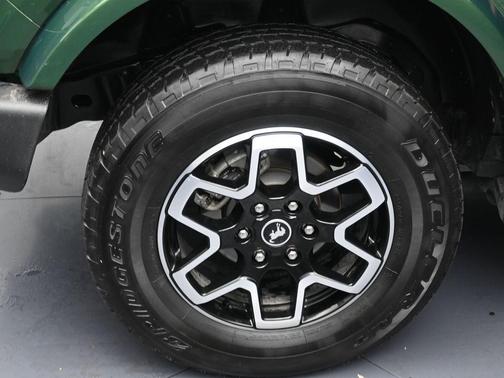 2024 Ford Bronco Outer Banks