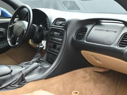 2002 Chevrolet Corvette Base