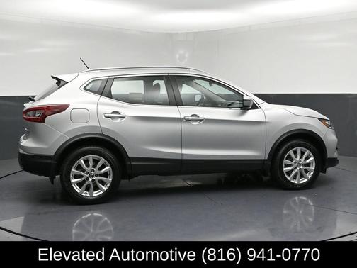 Brilliant Silver Metallic 2021 Nissan Rogue Sport SV