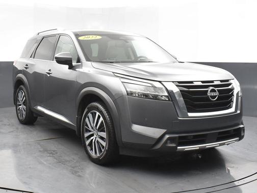 2022 Nissan Pathfinder Platinum