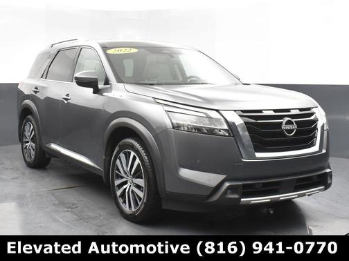 2022 Nissan Pathfinder Platinum