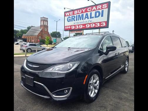 2018 Chrysler Pacifica Touring-L
