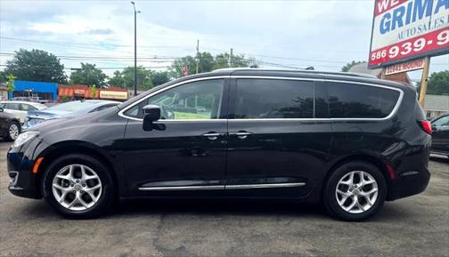 2018 Chrysler Pacifica Touring-L