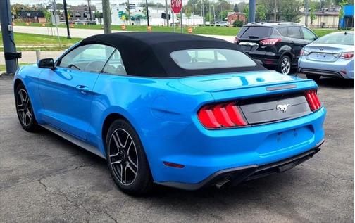 2022 Ford Mustang EcoBoost Premium