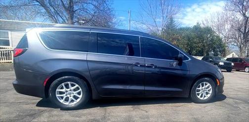 2020 Chrysler Voyager LXI