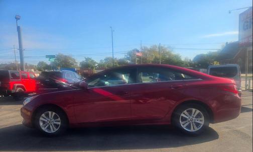 2013 Hyundai SONATA GLS