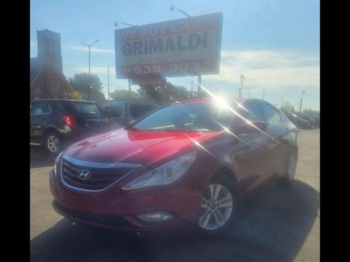 2013 Hyundai SONATA GLS