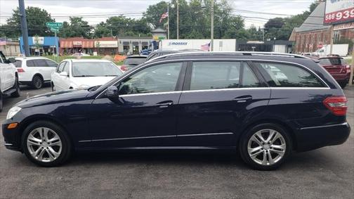 2011 Mercedes-Benz E-Class 4MATIC
