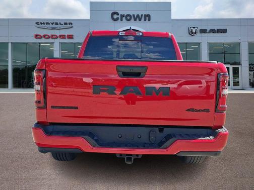 Flame Red Clearcoat 2025 RAM 1500 Big Horn/Lone Star