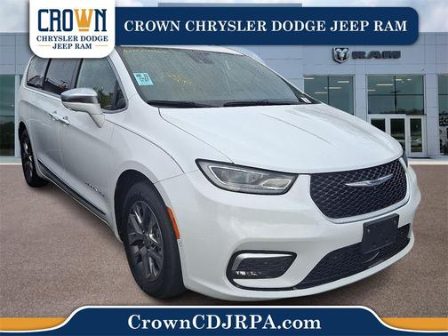 2022 Chrysler Pacifica L