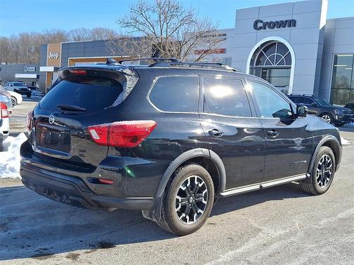 2020 Nissan Pathfinder SL 4WD