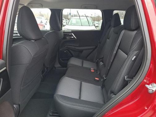 2026 Mitsubishi Outlander ES 1.5T S-AWC